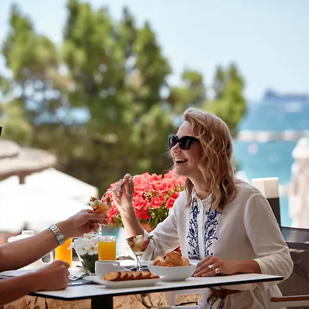 Royal Apollonia By Louis Hotel