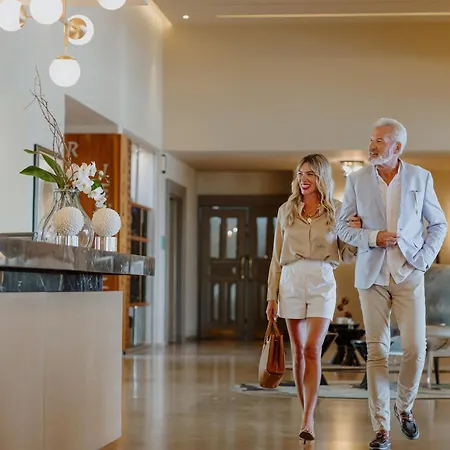 Royal Apollonia By Louis Hotel 5*