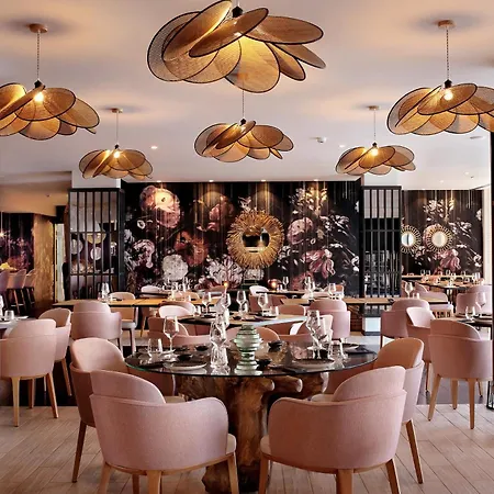 Royal Apollonia By Louis Hotel 5*