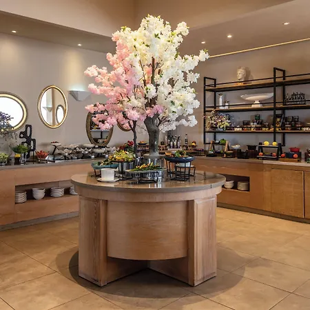 Royal Apollonia By Louis Hotel 5*