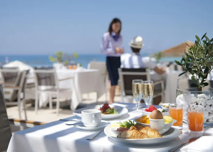 Royal Apollonia By Louis Лимасол