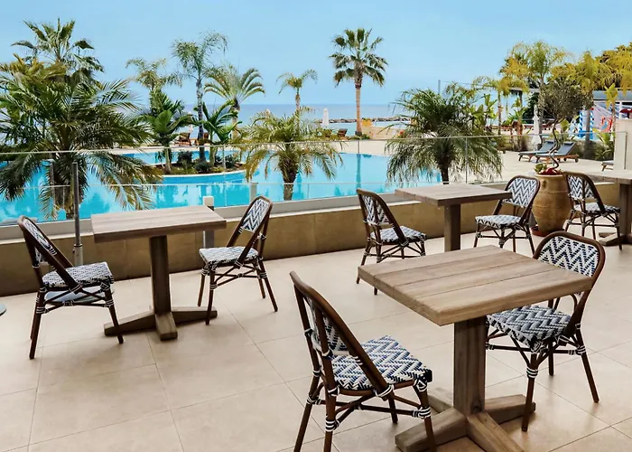 Royal Apollonia By Louis