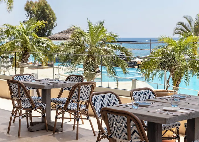 Royal Apollonia By Louis 5*