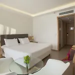 Hotell Royal Apollonia By Louis Limassol