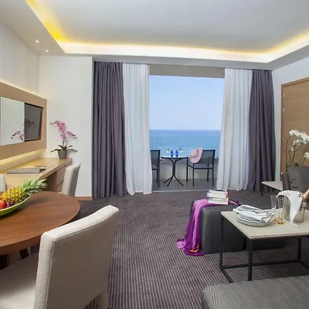 Отель Royal Apollonia By Louis 5*