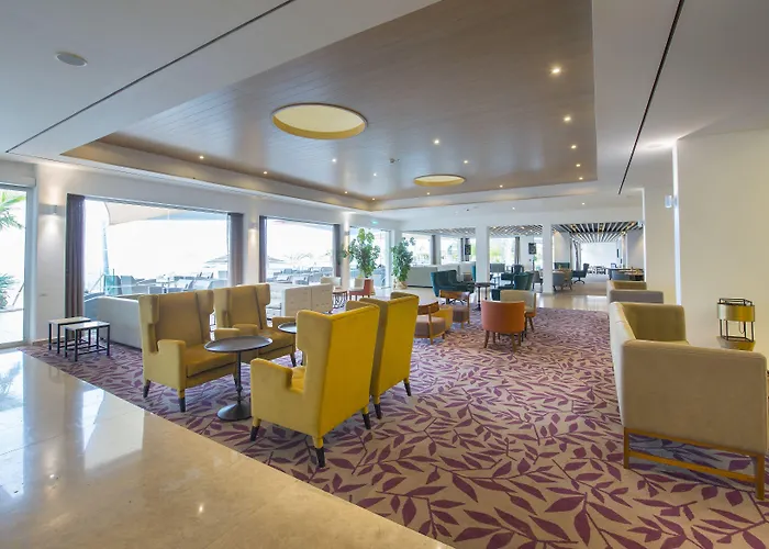 Royal Apollonia By Louis 5* Limassol